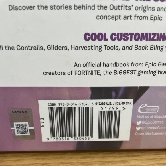Official Fortnite Outfits Official Collectors Edition Hardcover Book 2019 - Picture 4 of 7